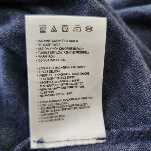 NFL Seattle Seahawks Brunch Football Short Sleeve Tee Women's Small - Picture 13 of 13